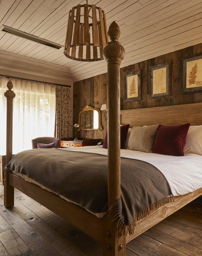 Pig Lodge 2